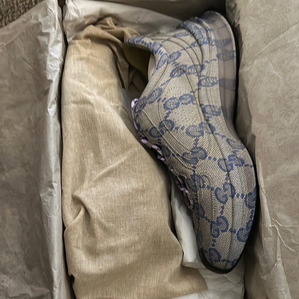 Gucci Blue and Beige Sneakers - Picture 1 of 8